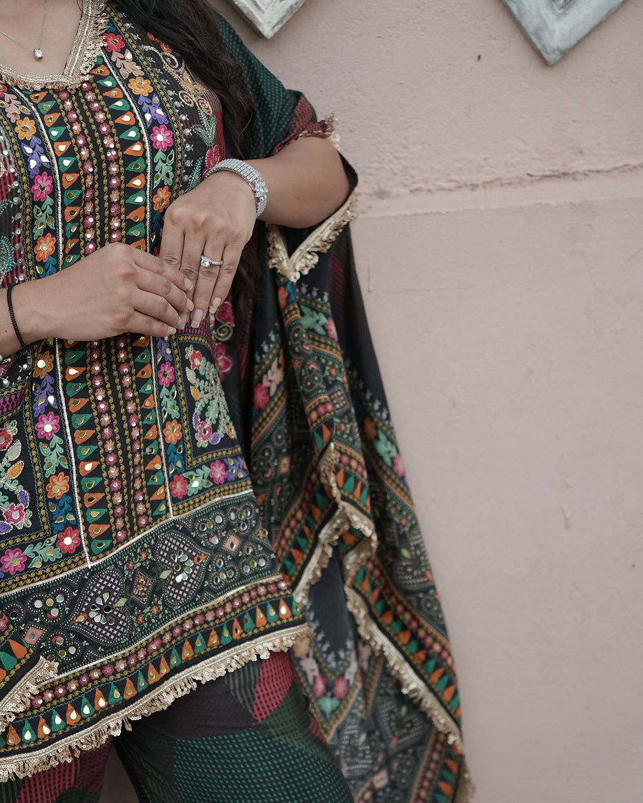 Midnight Mehendi Embroidered Kaftan Set